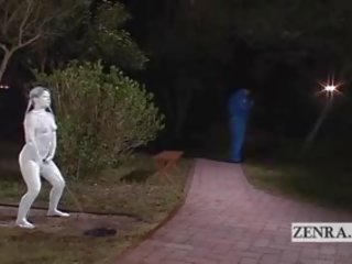 Subtitled jaapani avalik park statue purskkaev prank