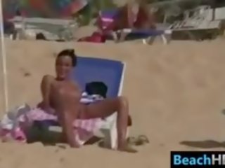 Голий дівчинки на в пляж